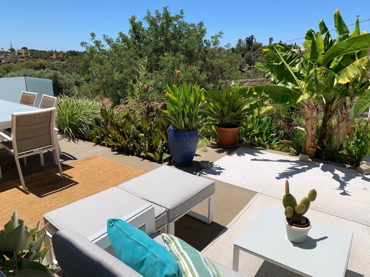 Bed and Breakfast A Beira Do Vale, Carvoeiro Карвоейру Экстерьер фото